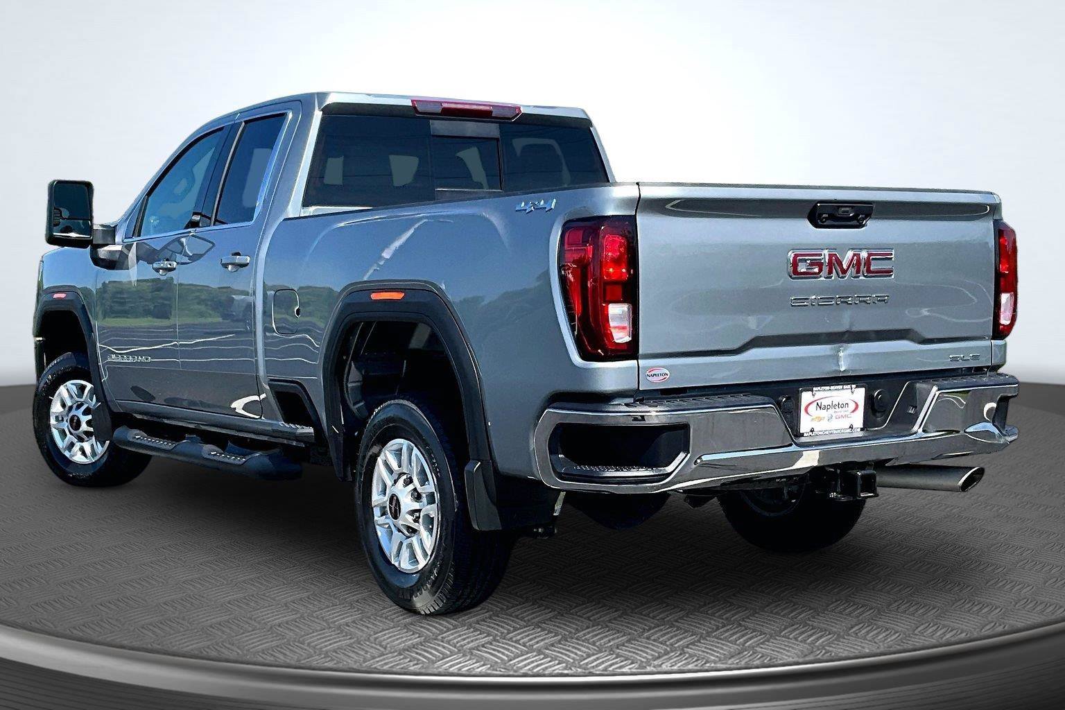 Used 2026 GMC Sierra 2500 SLE w/ SLE Value Package; AWD/4WD image 14