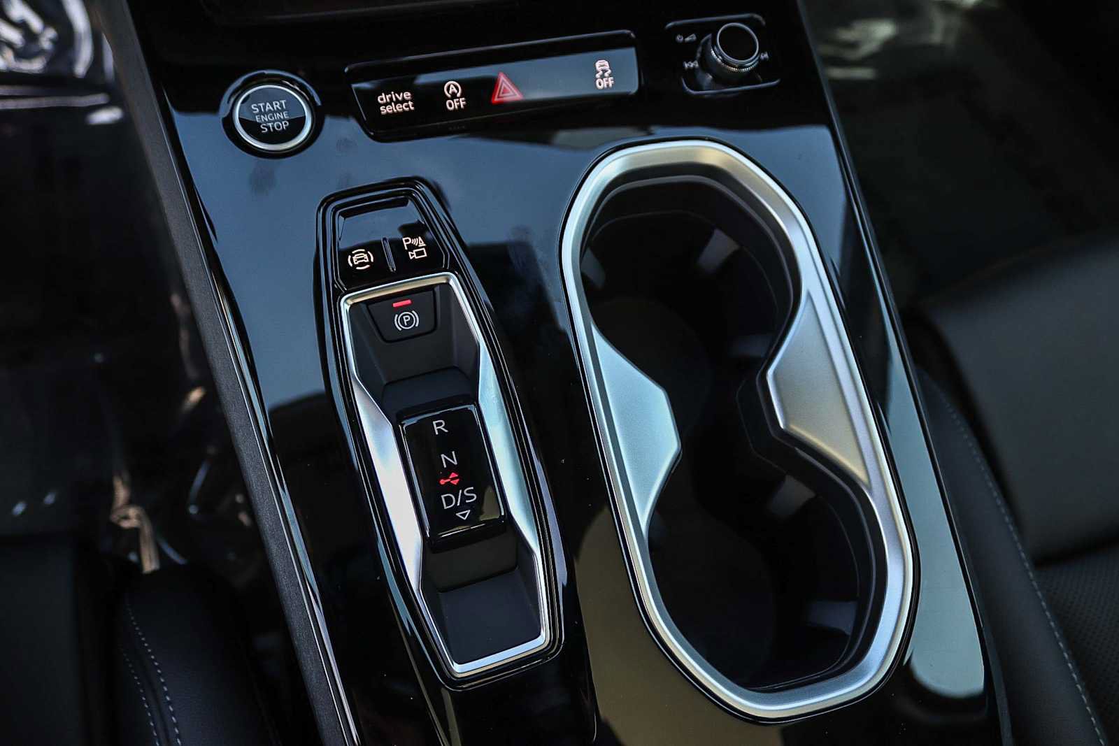 New 2026 Audi A6 Premium Plus AWD/4WD image 24