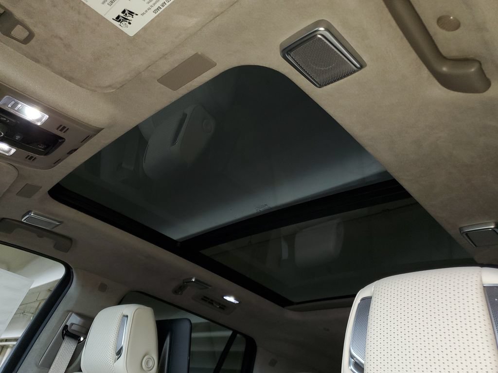 New 2026 Cadillac Escalade Platinum Luxury AWD/4WD image 18