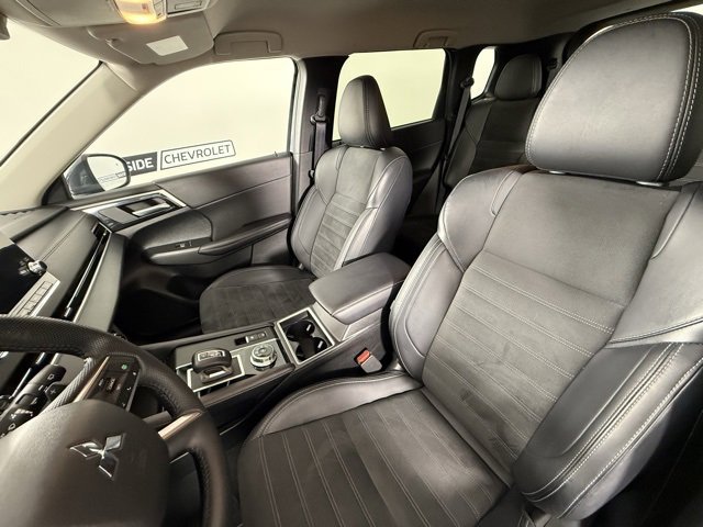 Used 2024 Mitsubishi Outlander SE image 28