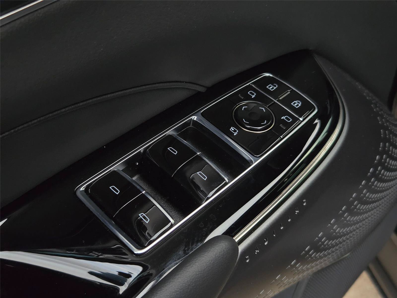 New 2026 Cadillac Lyriq Premium Luxury AWD/4WD image 26