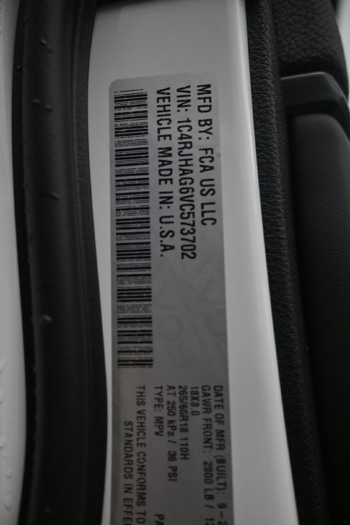New 2027 Jeep Grand Cherokee Laredo X AWD/4WD image 22