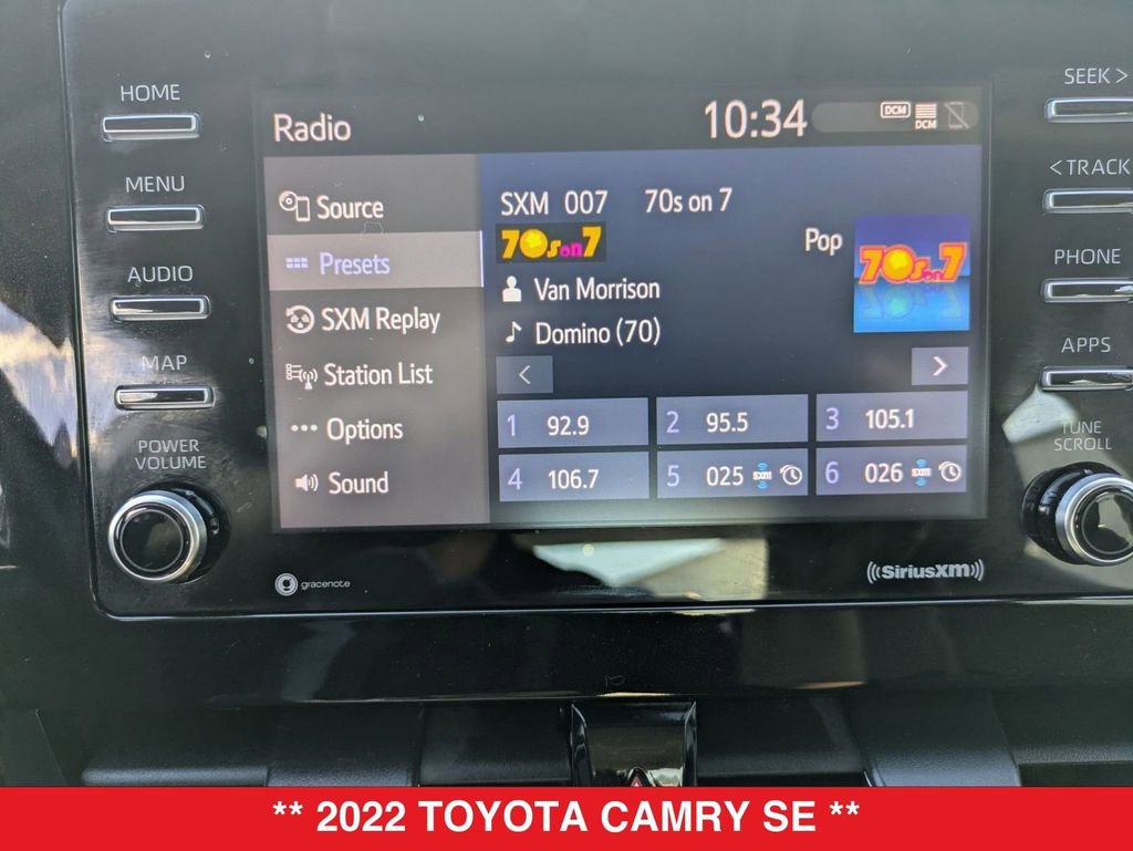 Used 2022 Toyota Camry SE image 25