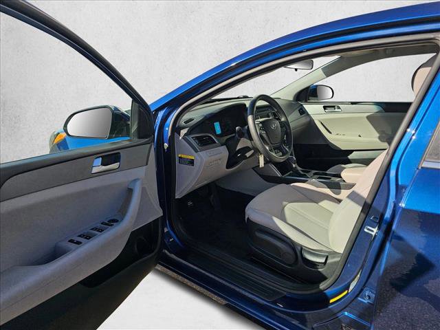 Used 2015 Hyundai Sonata SE FWD image 18