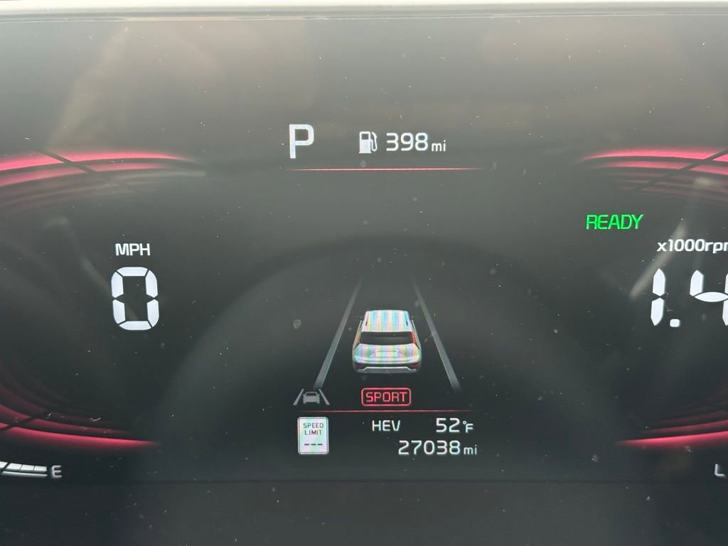 Used 2023 Kia Niro EX w/ EX Cold Weather Package image 10