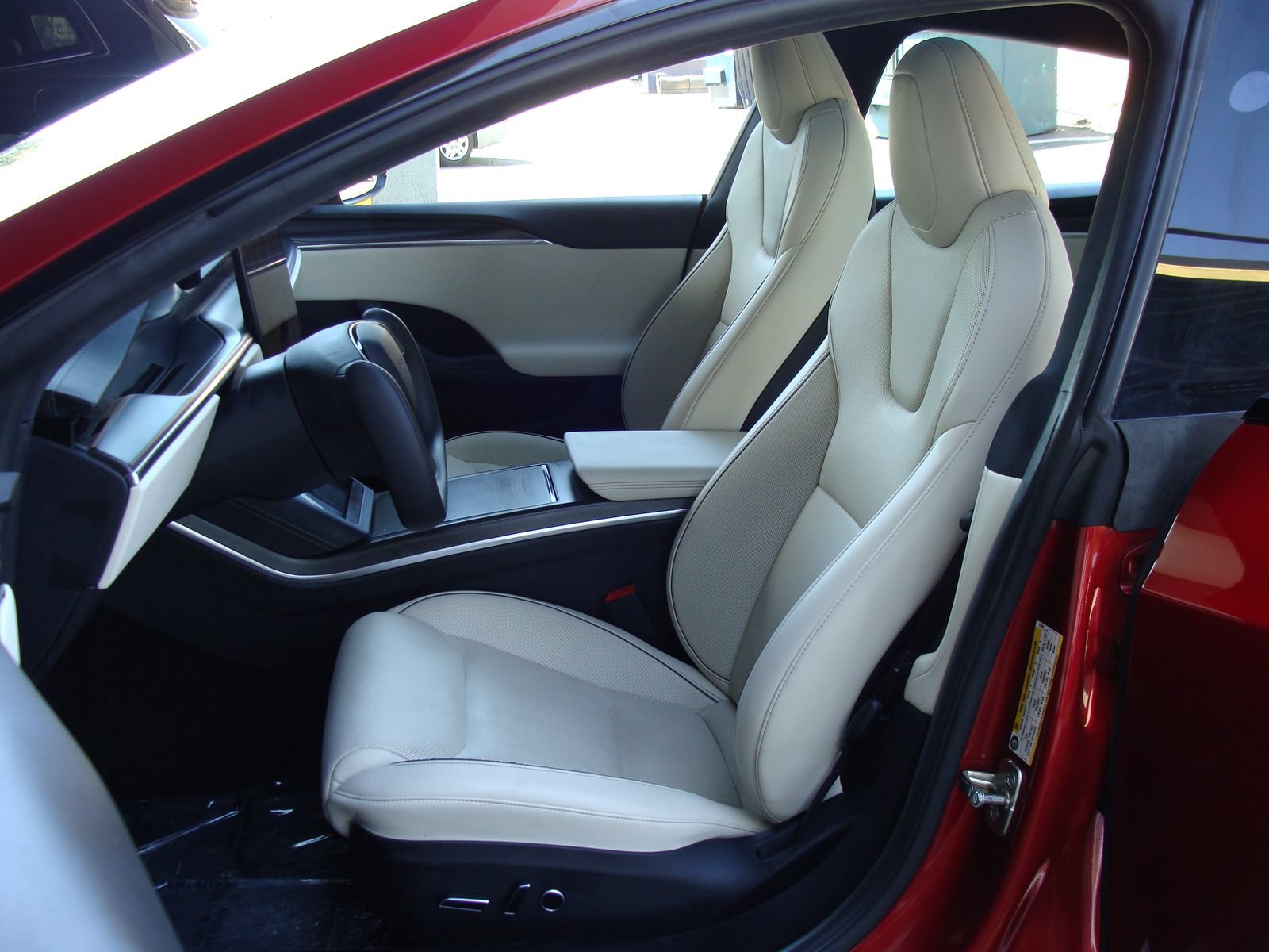 Used 2023 Tesla Model S Plaid AWD/4WD image 30