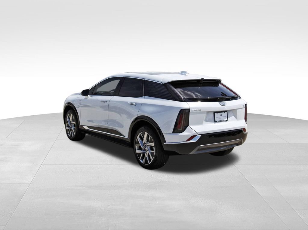 New 2027 Cadillac Optiq Luxury AWD/4WD image 3