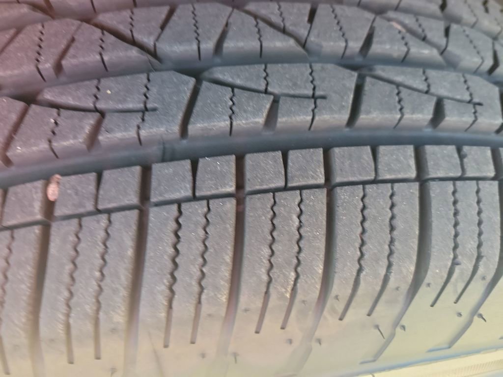 Certified 2025 Toyota Tacoma SR5 image 30