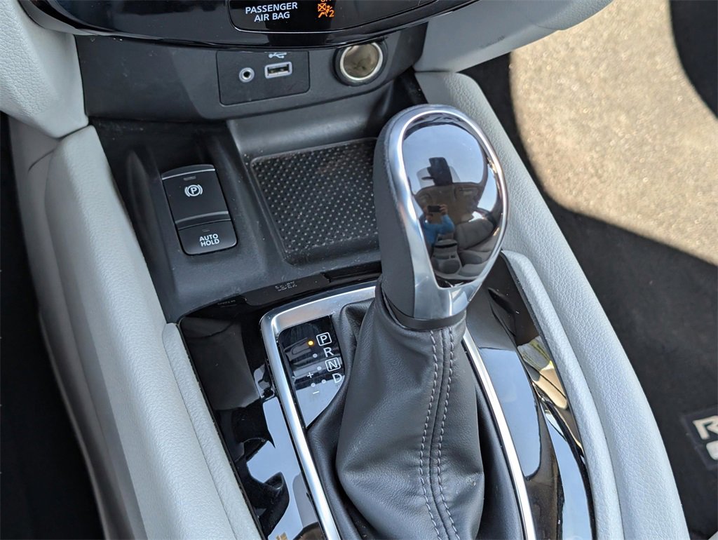 Used 2022 Nissan Rogue Sport SL image 25