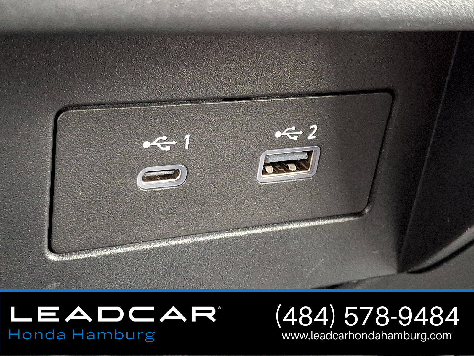 Used 2023 Nissan Titan PRO-4X w/ Pro-4x Convenience Package AWD/4WD image 27