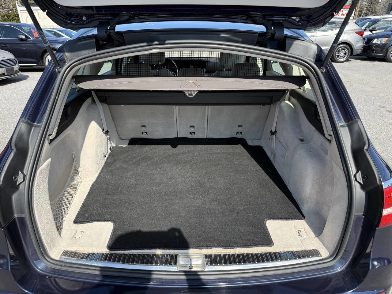 Used 2019 Mercedes-Benz E 450 4MATIC Wagon w/ Premium Package image 12