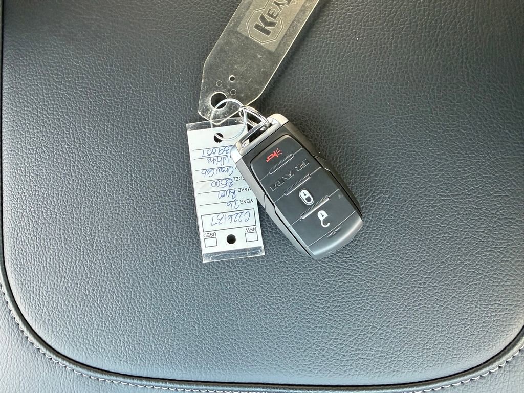 New 2026 RAM 3500 Tradesman image 39