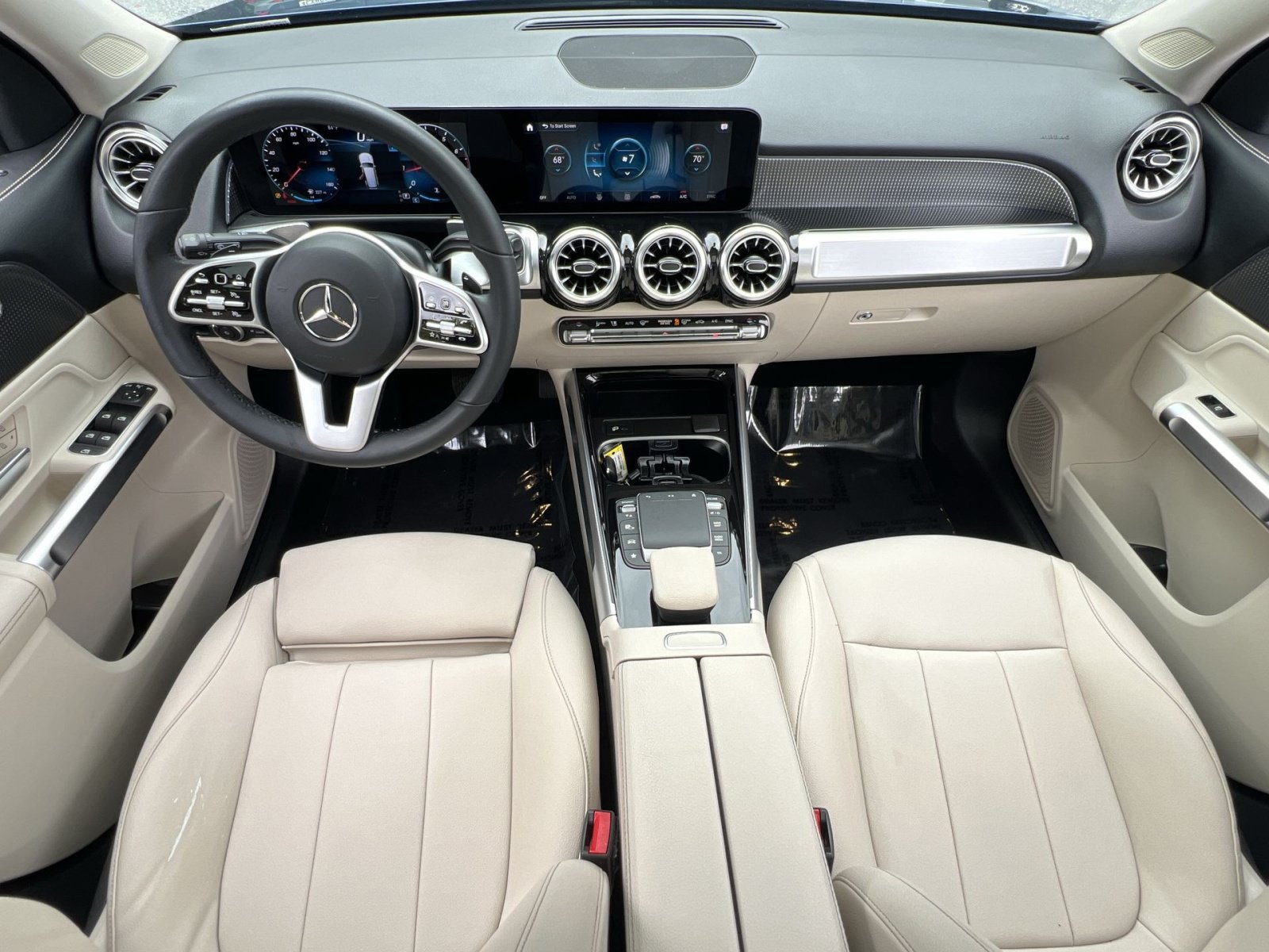 Used 2022 Mercedes-Benz GLB 250 image 13