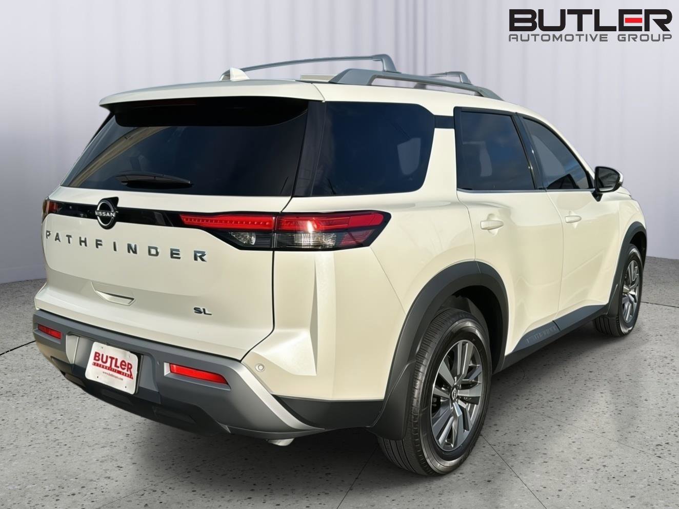 Used 2024 Nissan Pathfinder SL image 5