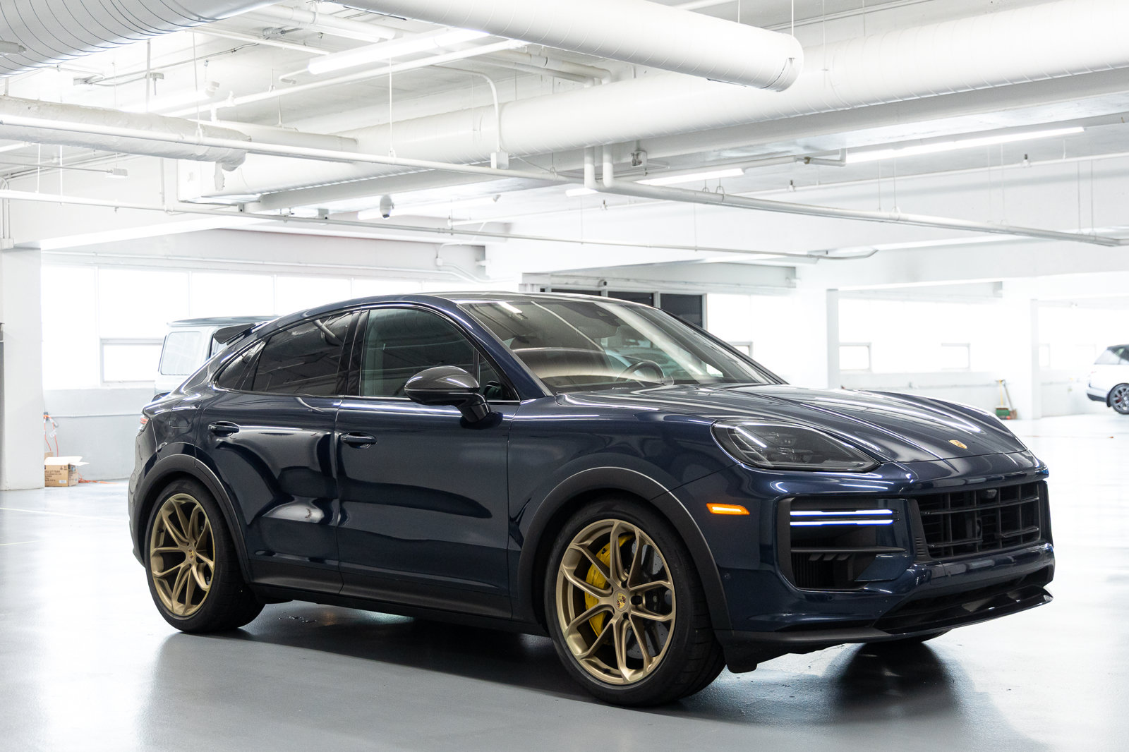 Used 2024 Porsche Cayenne Turbo GT AWD/4WD image 6