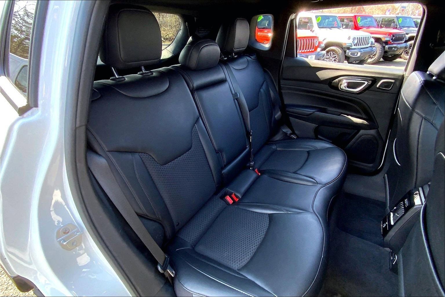 Certified 2022 Jeep Compass Altitude w/ Sun and Sound Group image 19