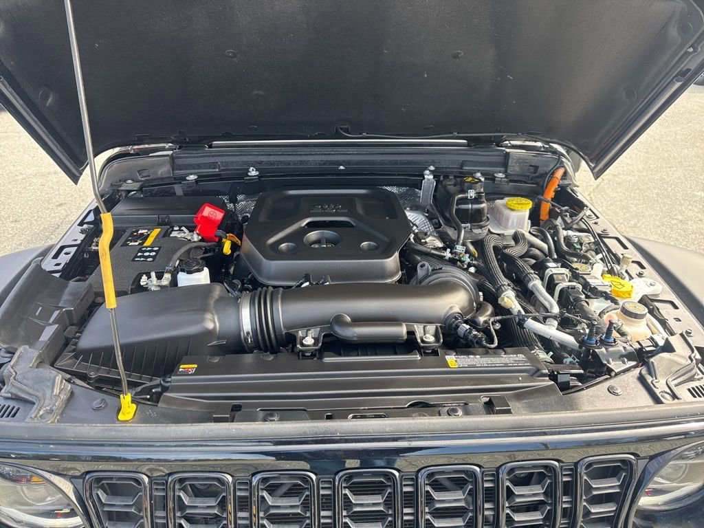 Used 2025 Jeep Wrangler Willys 4xe image 33