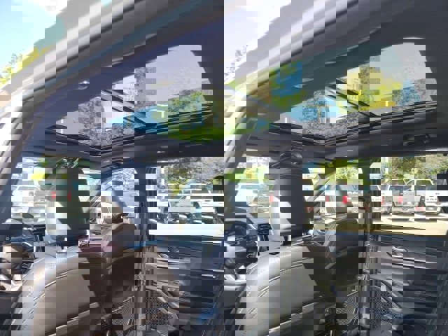 New 2025 Jeep Grand Cherokee L Limited w/ Luxury Tech Group II image 4