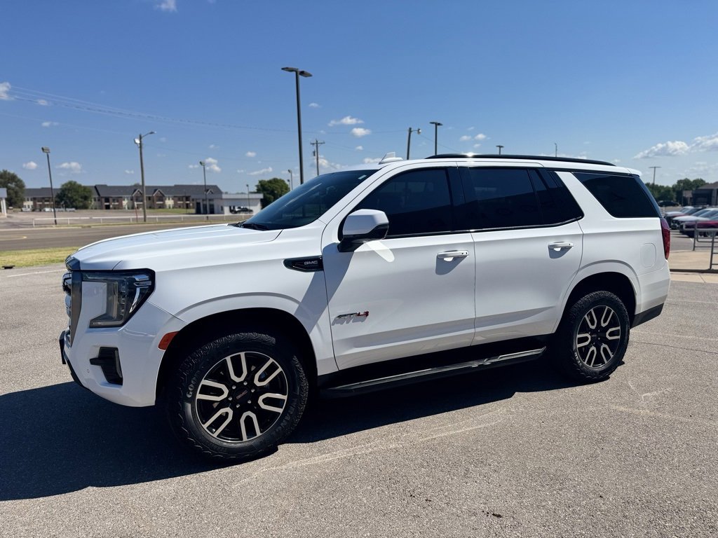 Used 2024 GMC Yukon AT4 w/ Technology Package image 13