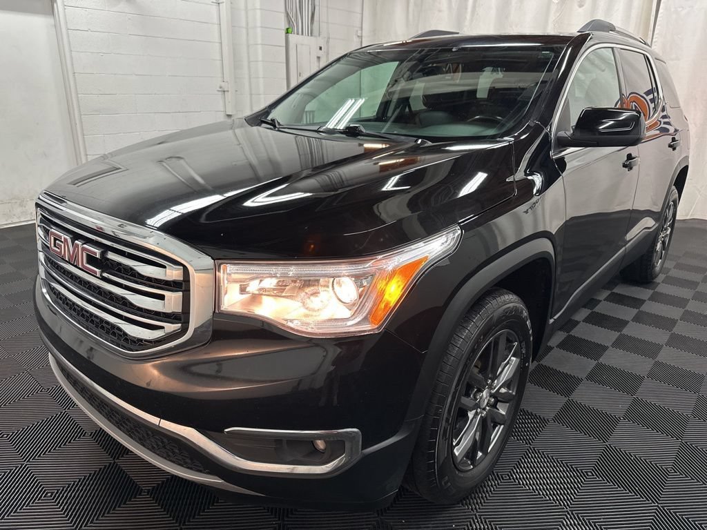 Used 2017 GMC Acadia SLT AWD/4WD image 5