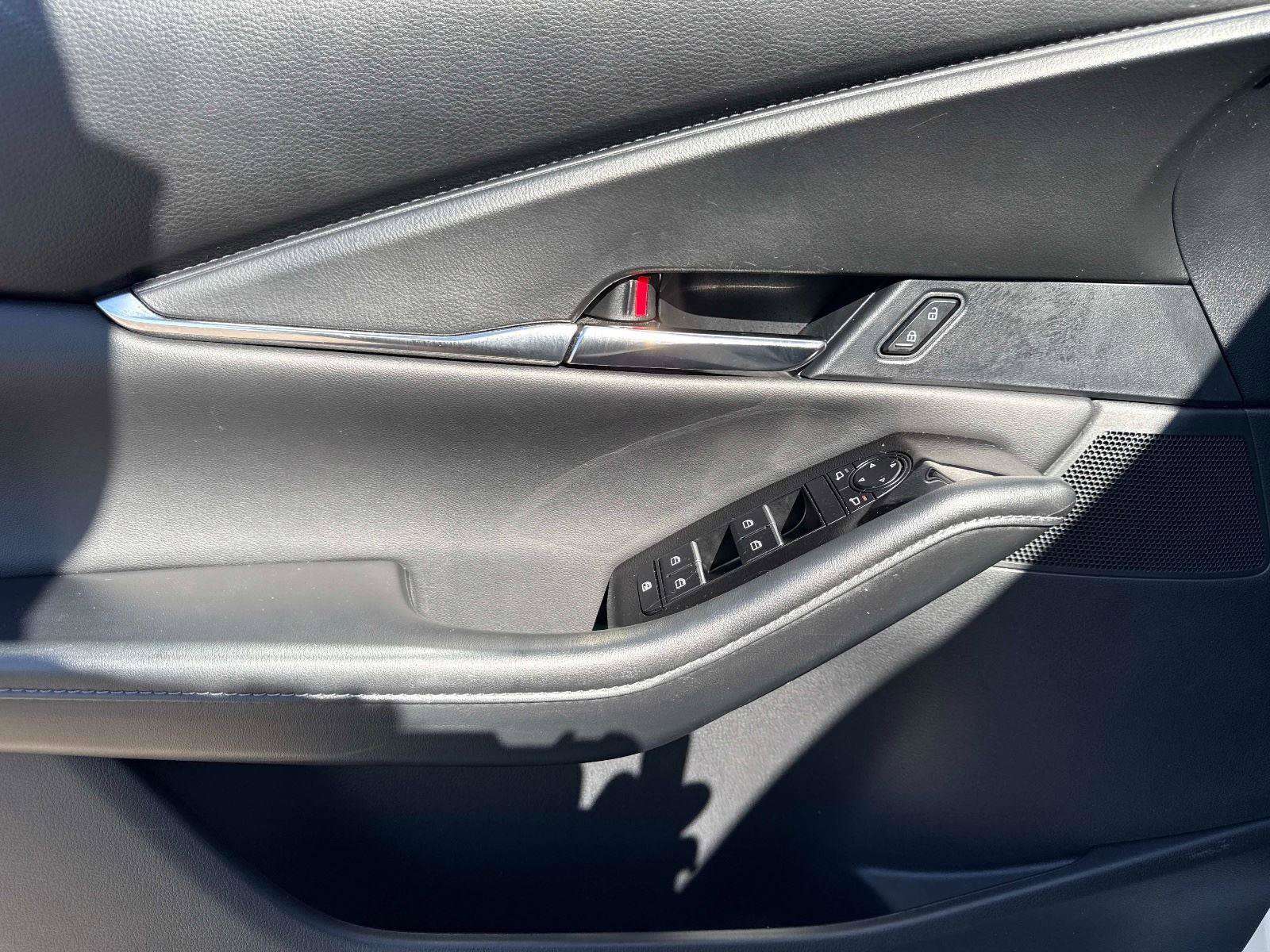 Certified 2025 MAZDA CX-30 AWD 2.5 S w/ Preferred Package image 20