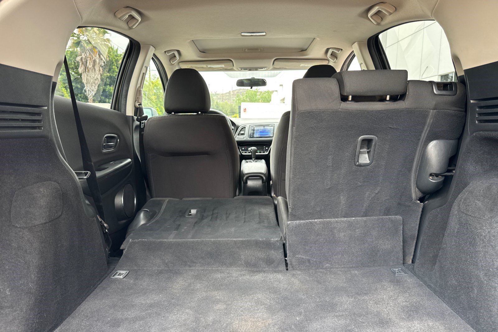 Used 2016 Honda HR-V EX image 32