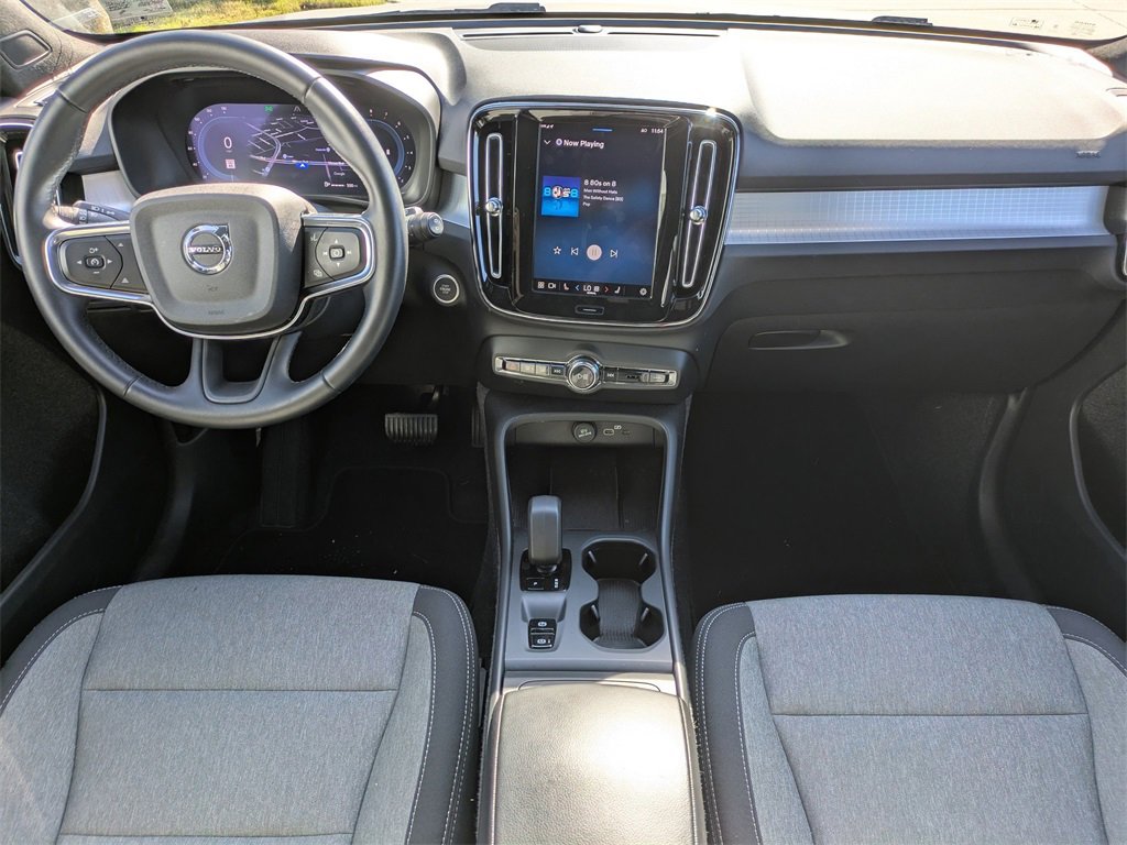 Certified 2025 Volvo XC40 B5 Core image 15