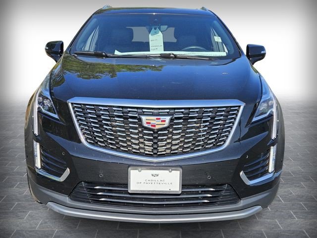 Certified 2022 Cadillac XT5 Premium Luxury w/ Technology Package AWD/4WD image 2