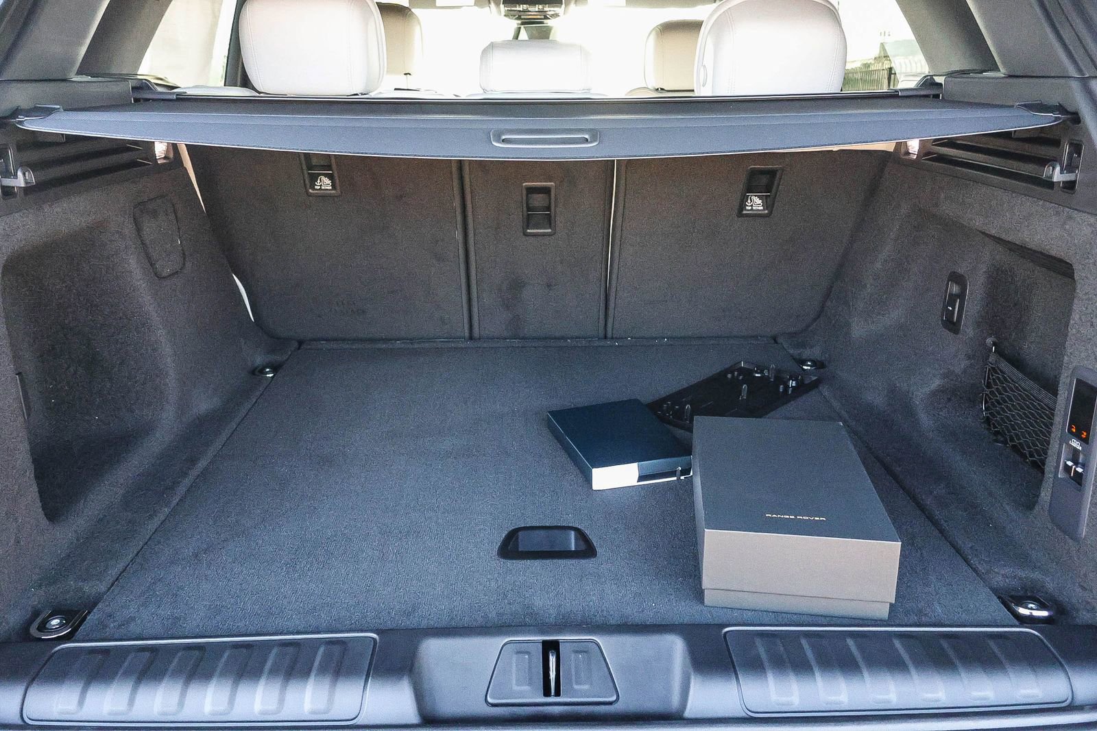 New 2026 Land Rover Range Rover Sport SE image 26