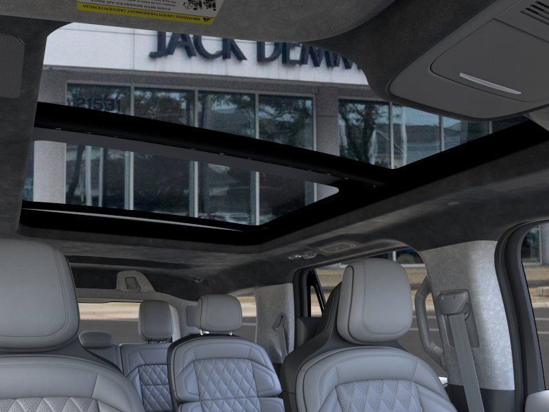 New 2026 Lincoln Navigator Black Label image 22