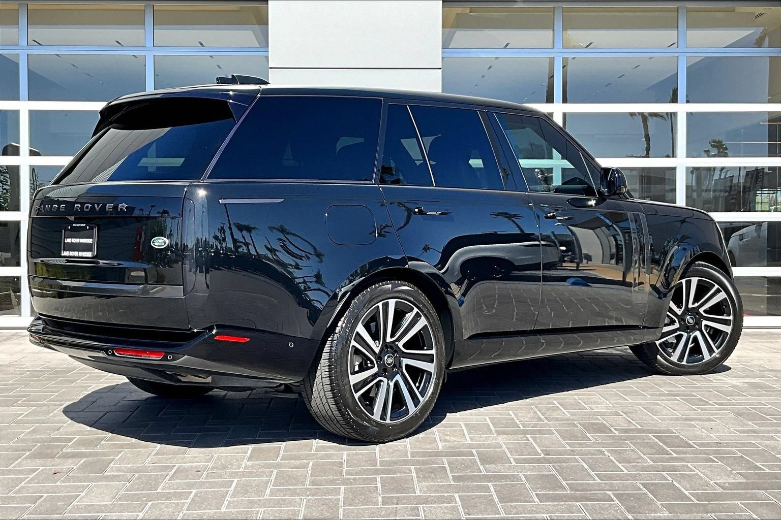 Certified 2023 Land Rover Range Rover SE AWD/4WD image 12