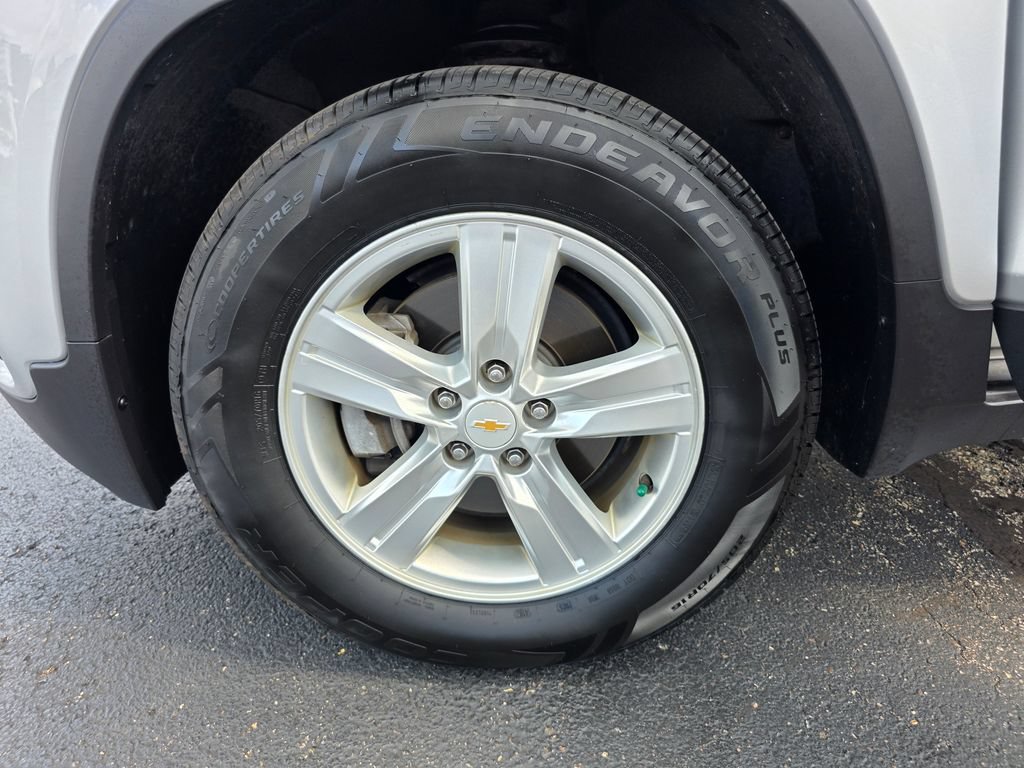 Certified 2018 Chevrolet Trax LT w/ LT Convenience Package AWD/4WD image 27