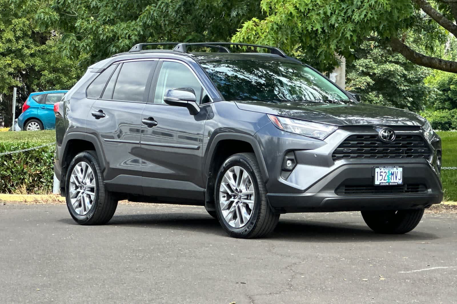 Used 2025 Toyota RAV4 XLE Premium w/ Weather Package AWD/4WD image 9