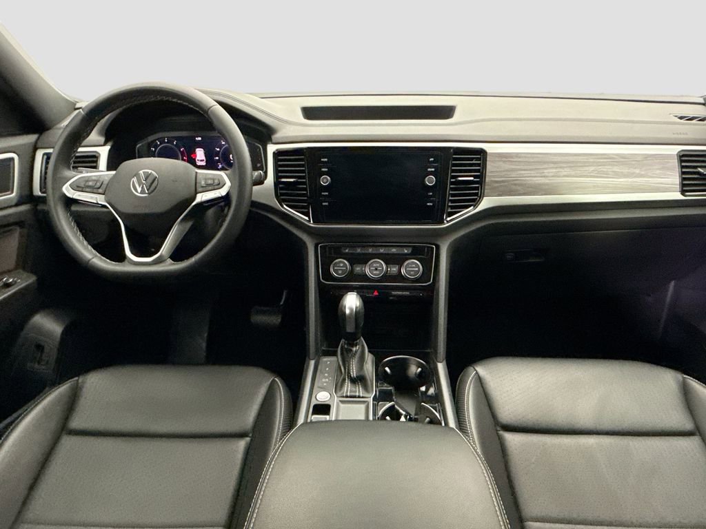 Used 2023 Volkswagen Atlas Cross Sport SE FWD image 13