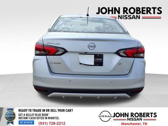 Used 2025 Nissan Versa S w/ Trunk Package image 15