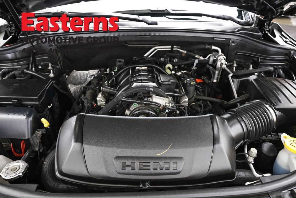Used 2025 Dodge Durango R/T AWD/4WD image 7
