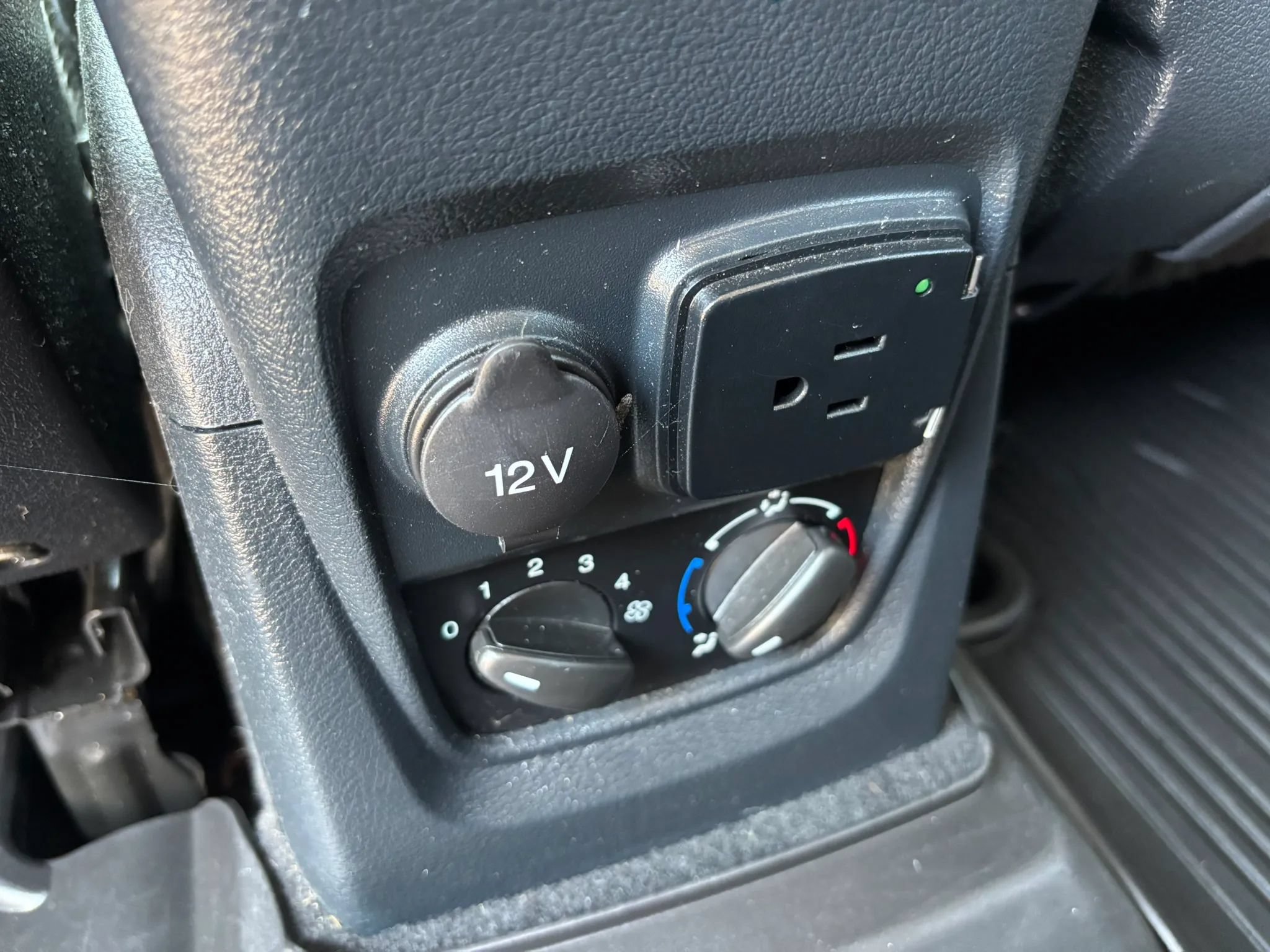 Used 2019 Ford Transit Connect XL FWD image 44