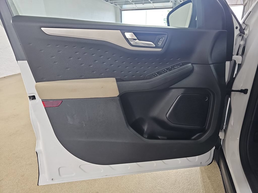Used 2020 Ford Escape SE AWD/4WD image 31