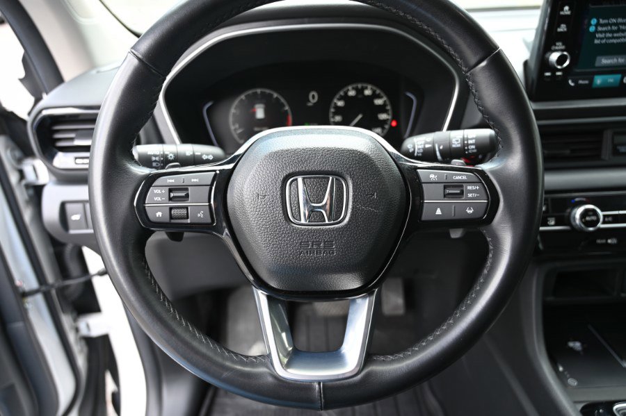 Used 2025 Honda Pilot EX-L image 21
