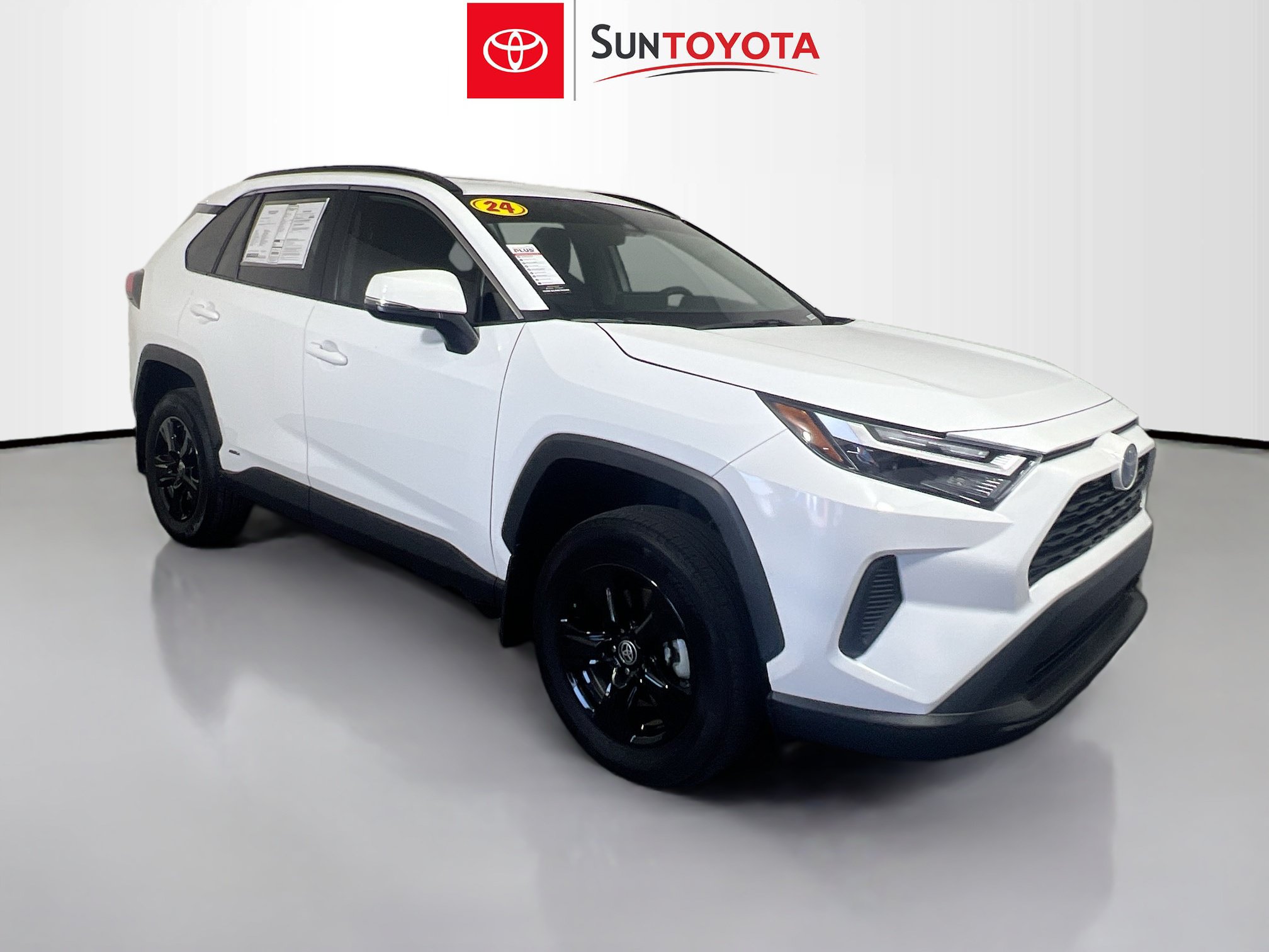 Used 2024 Toyota RAV4 XLE w/ Convenience Package AWD/4WD image 1