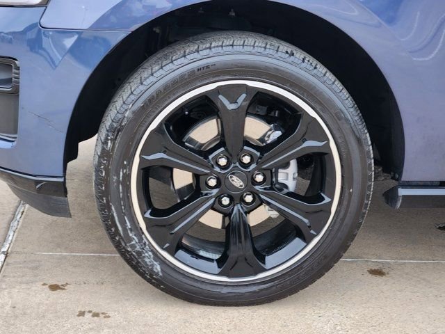 Used 2023 Ford Expedition Limited image 18