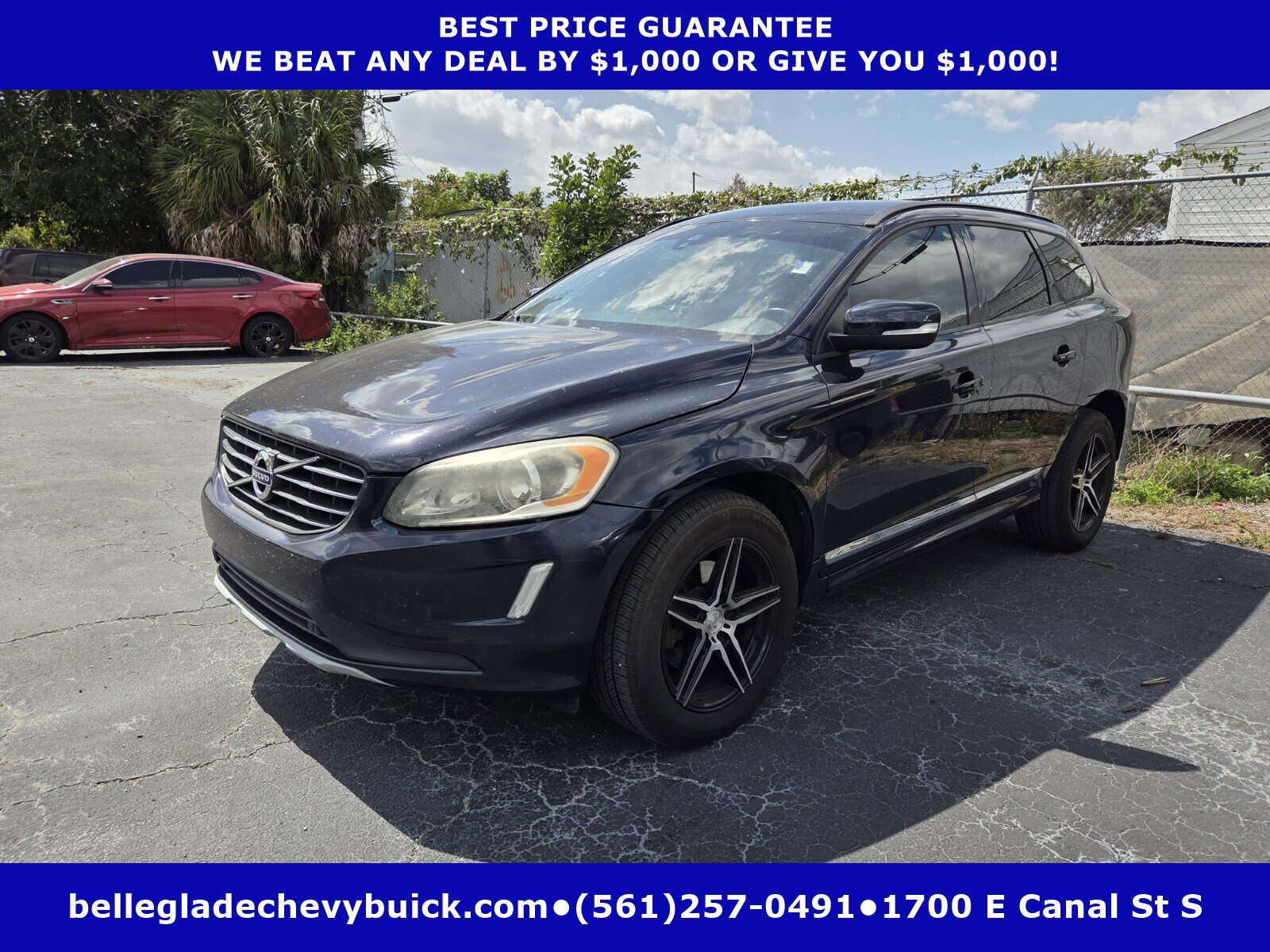 Used 2017 Volvo XC60 T5 w/ Tailgate Package image 1