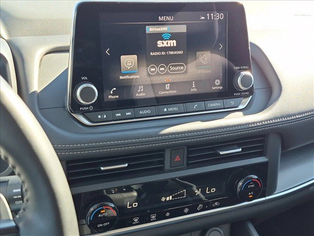 Used 2026 Nissan Rogue SV AWD/4WD image 14