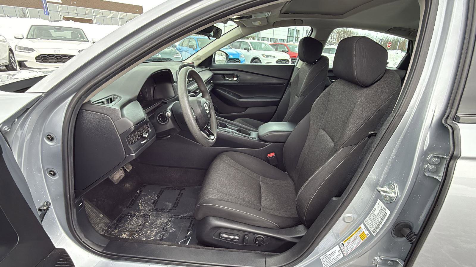 Used 2023 Honda Accord EX image 26