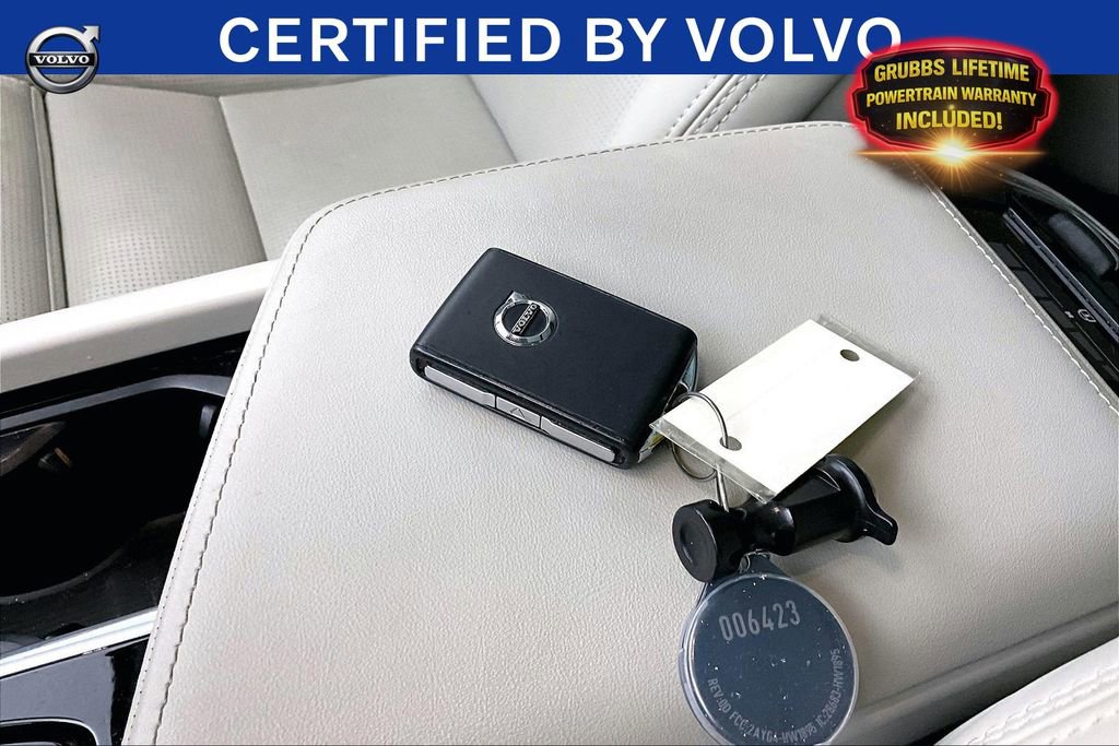Used 2023 Volvo XC60 B5 Ultimate AWD/4WD image 13