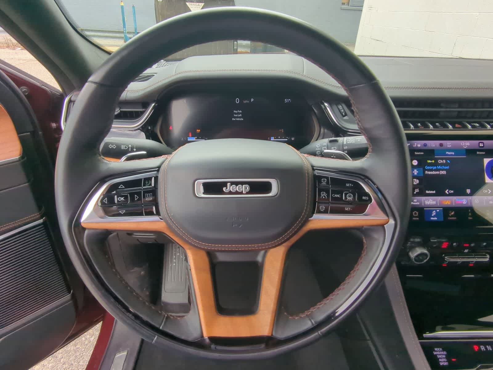 Certified 2022 Jeep Grand Cherokee Summit image 22