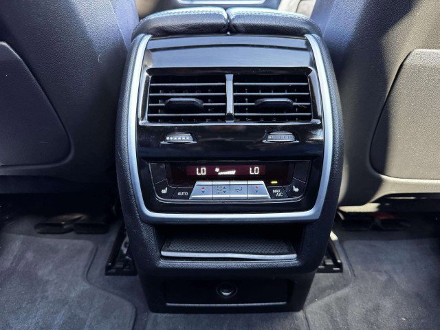 Used 2020 BMW X5 xDrive50i w/ Premium Package image 41