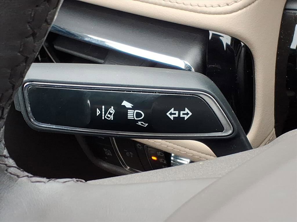 Used 2023 Lincoln Nautilus Reserve image 20