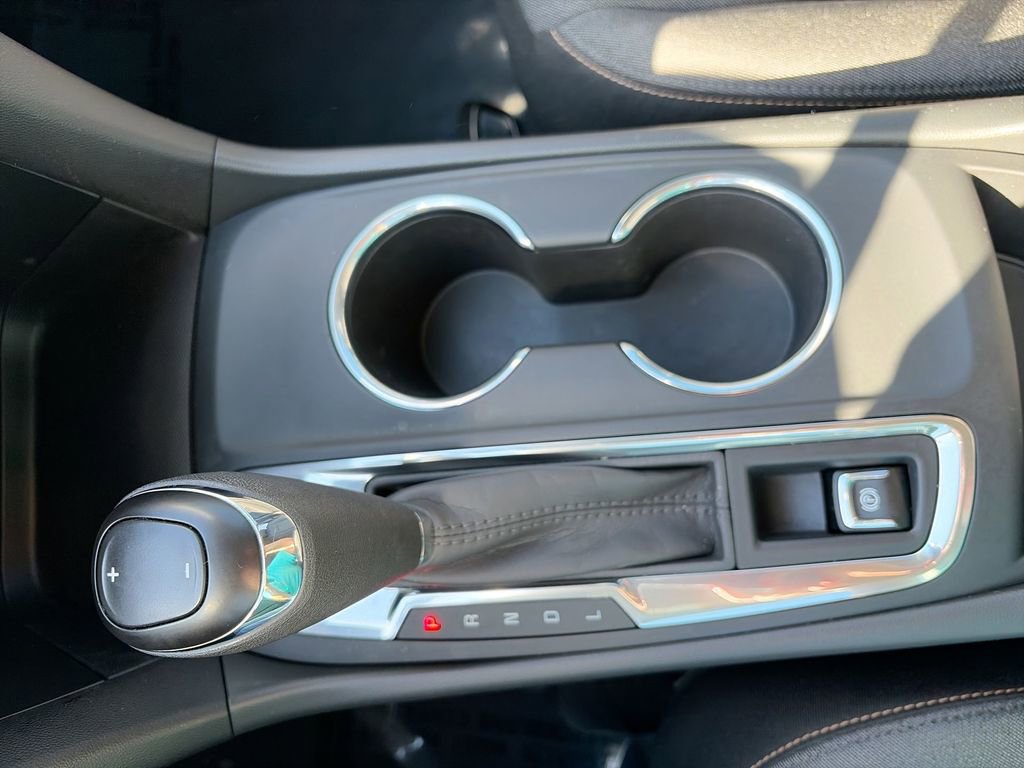 Used 2020 Chevrolet Equinox LT image 17