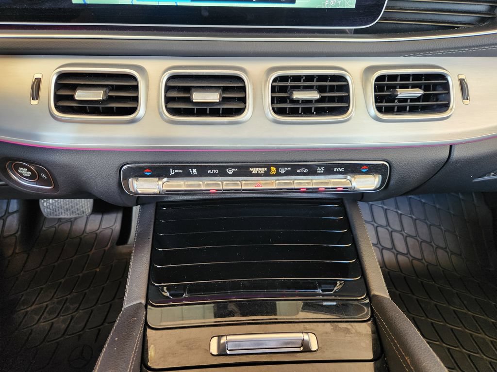 Used 2022 Mercedes-Benz GLS 450 4MATIC image 20